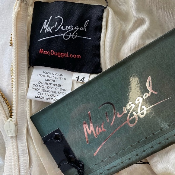 Mac Duggal Gold Beaded Embellished Leaf Evening Gown - Picture 9 of 15